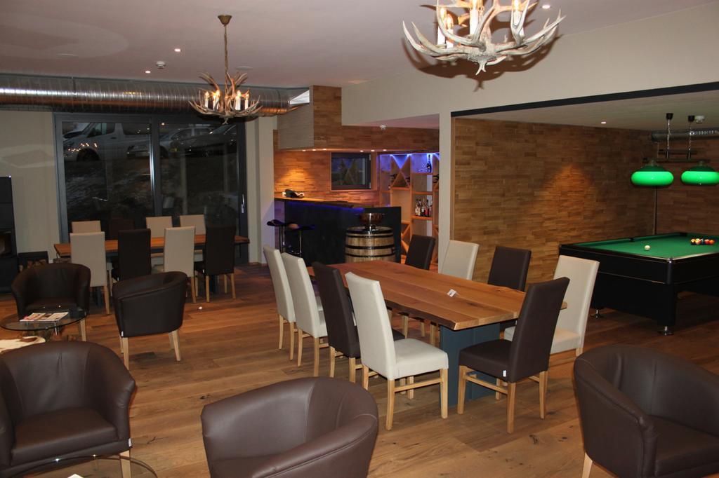 Hotel Restaurant Zur Alten Gasse Bellwald Exteriér fotografie